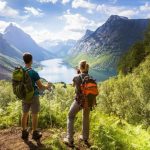 Essen und Reisen: Eine Reise durch Aromen und Kulturen